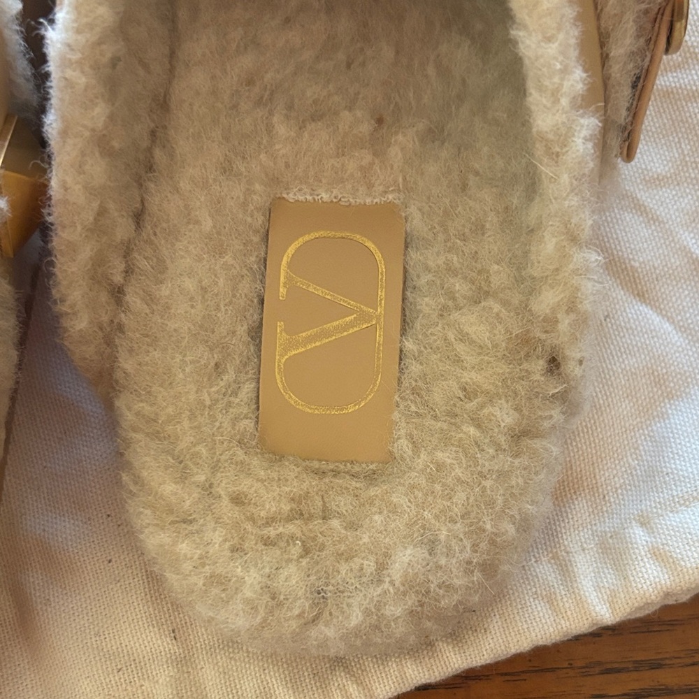 Valentino Cream Mules with Gold Accents - Picture 2 of 13